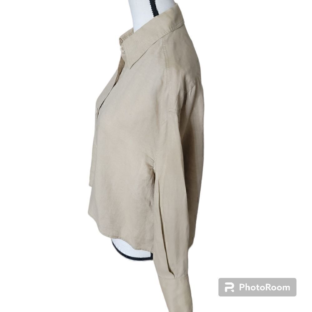 Zara Boxy Linen Button Up. Size M. - Picture 3 of 9